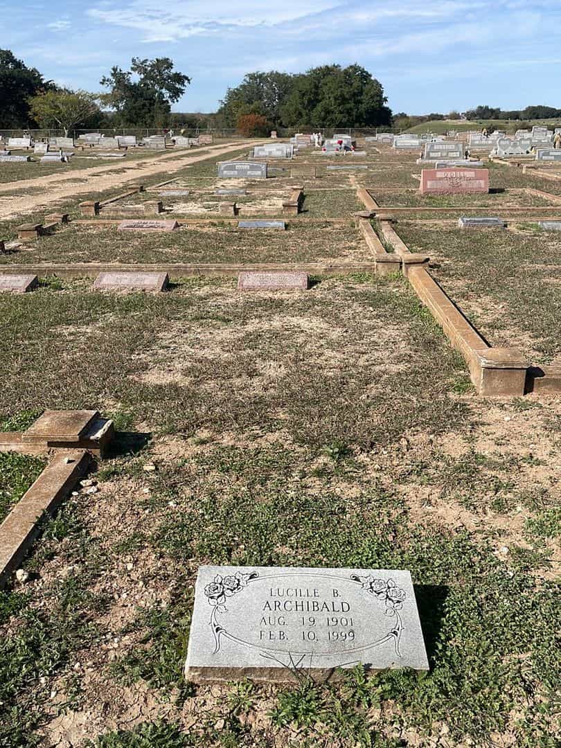 Lucille B. Archibald's grave. Photo 2
