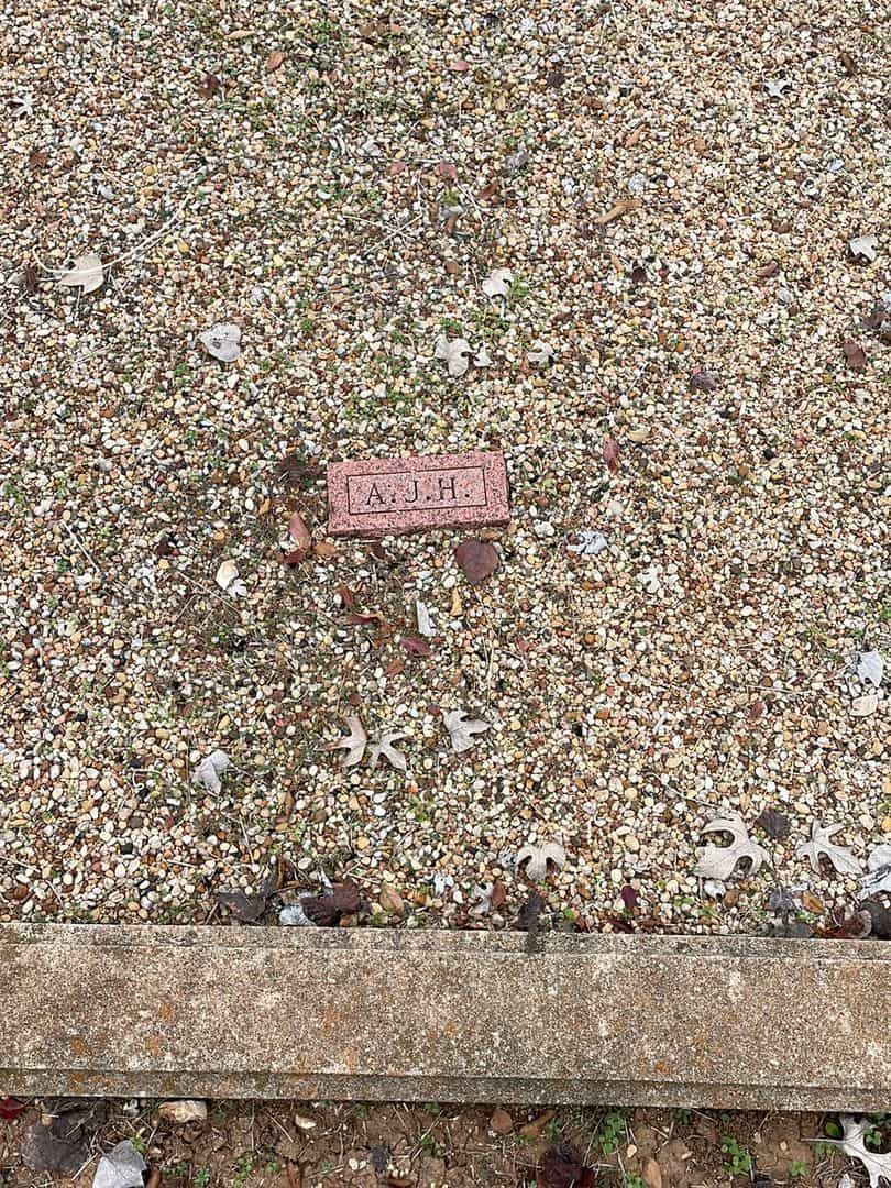 Ada J. Havens's grave. Photo 4
