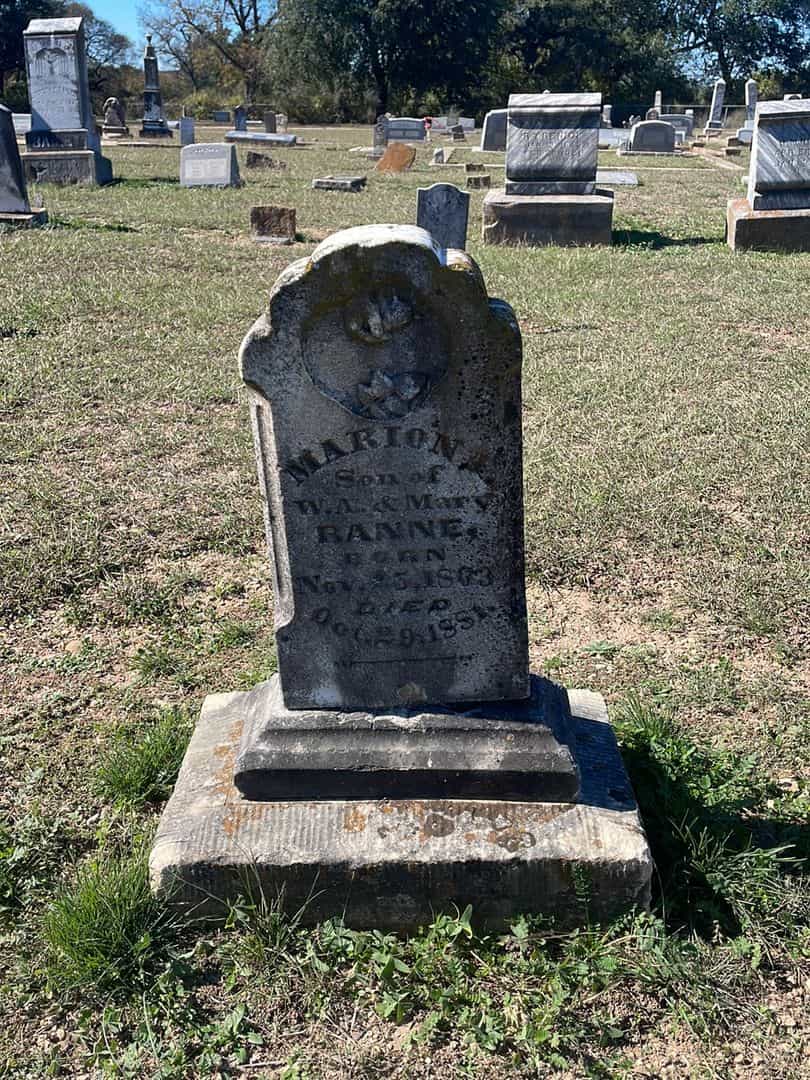 Marion Ranne's grave. Photo 1