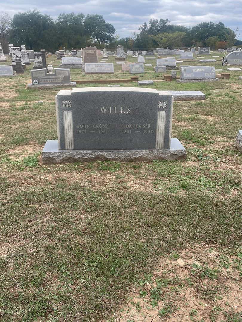 Ida Kaiser Wills's grave. Photo 2