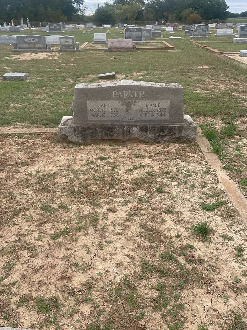 Cairl Parker's grave. Photo 2