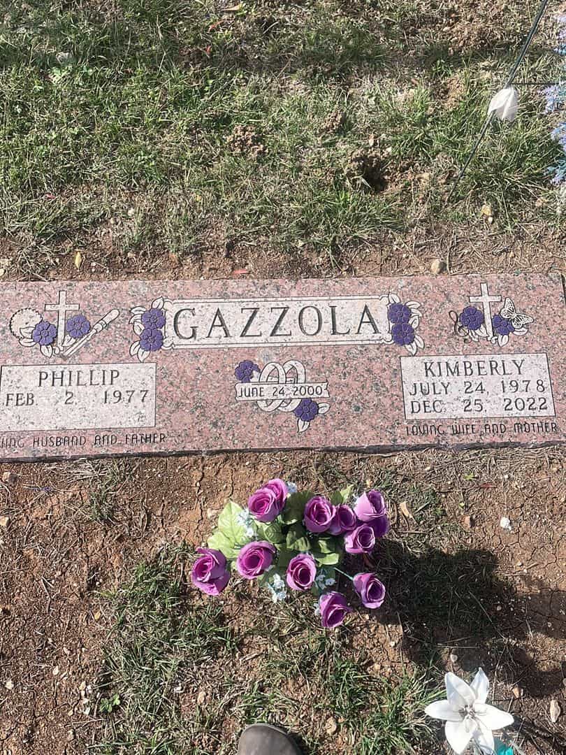 Kimberly Gazzola's grave
