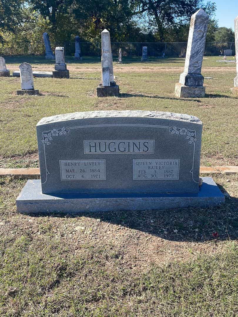 Queen Victoria Bailey Huggins's grave. Photo 2