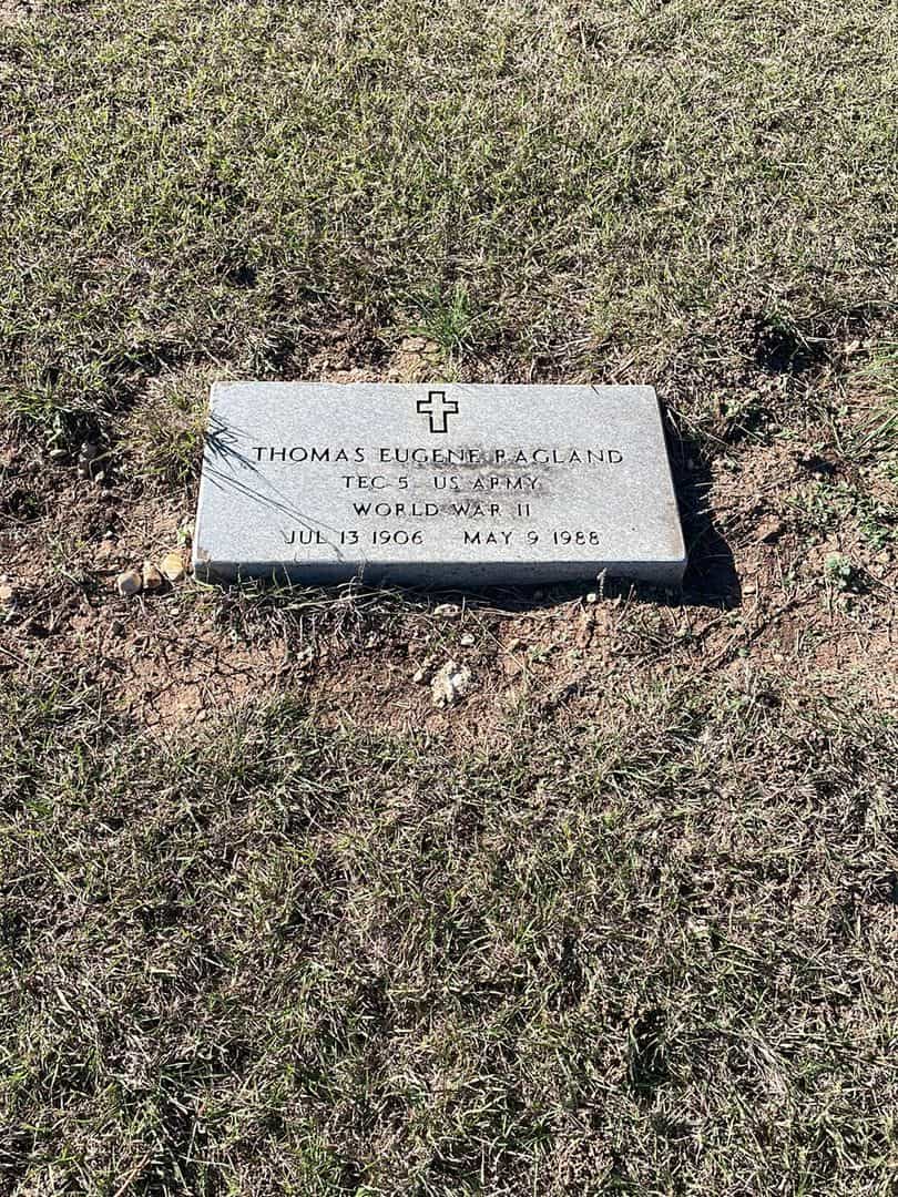 Thomas Eugene Ragland's grave. Photo 1