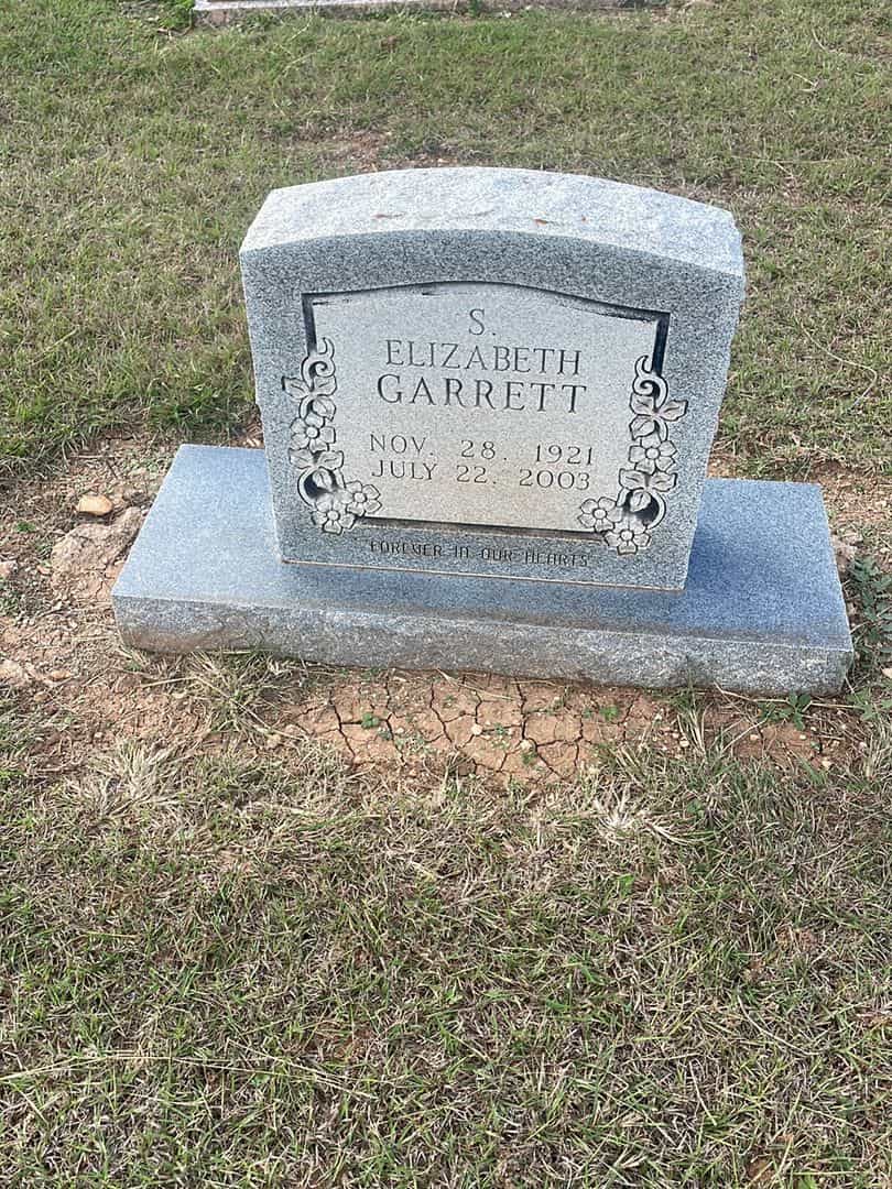 S. Elizabeth Garrett's grave. Photo 1