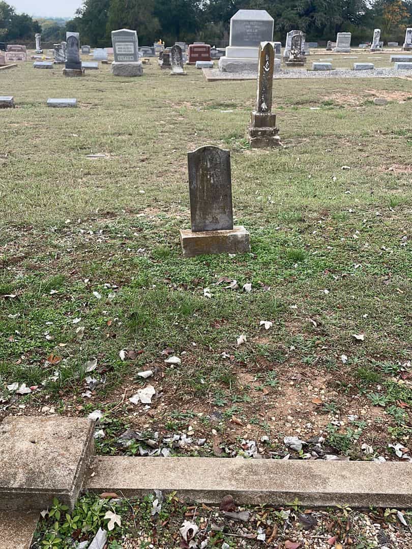Opal Lane's grave. Photo 2