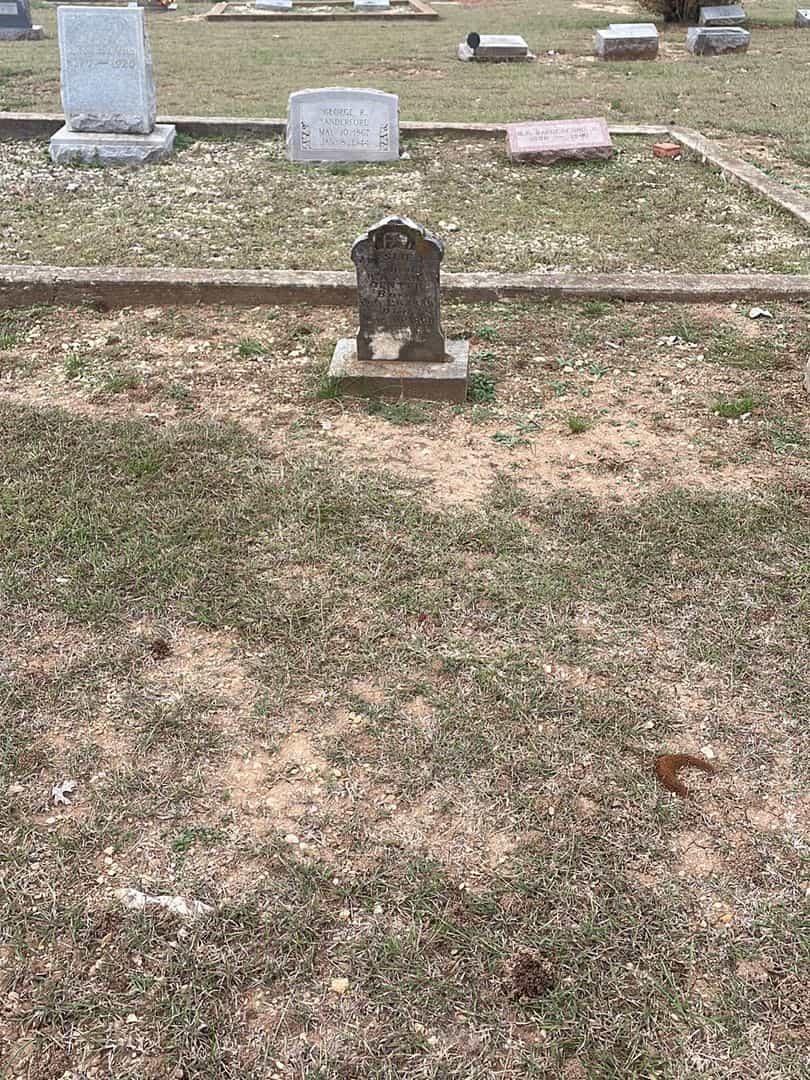 Leslie I. Genter's grave. Photo 2