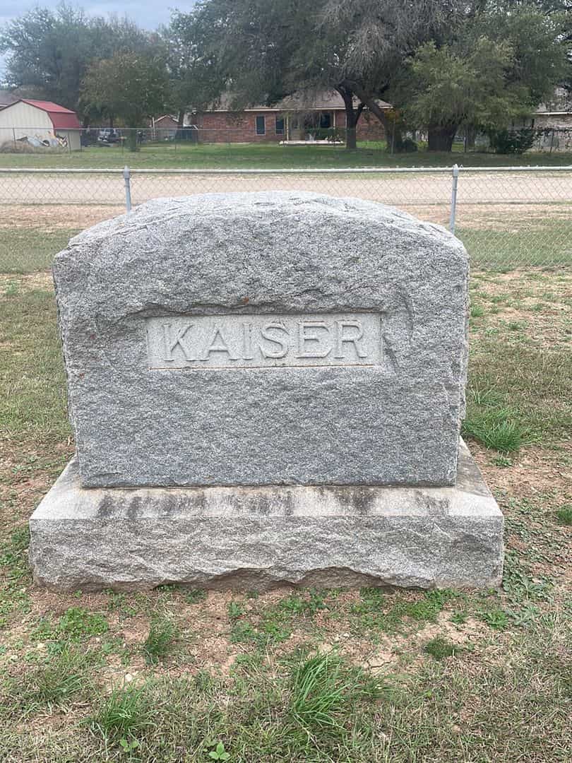 G. A. Kaiser's grave. Photo 3