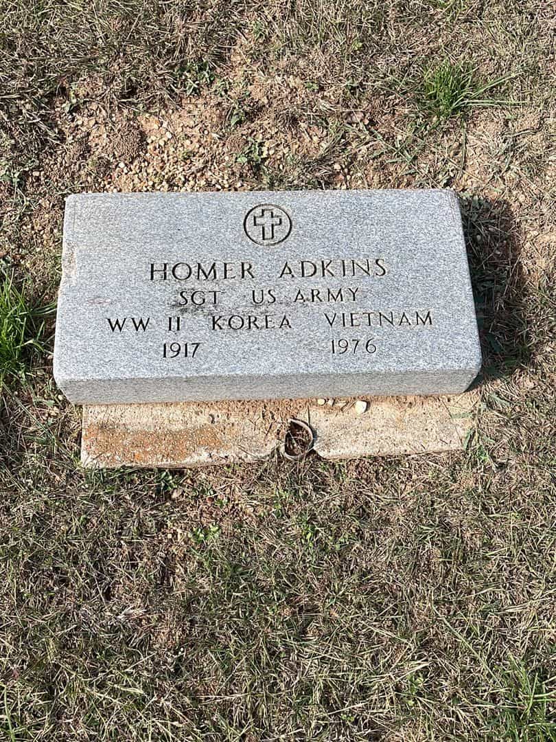 Homer Adkins's grave. Photo 1