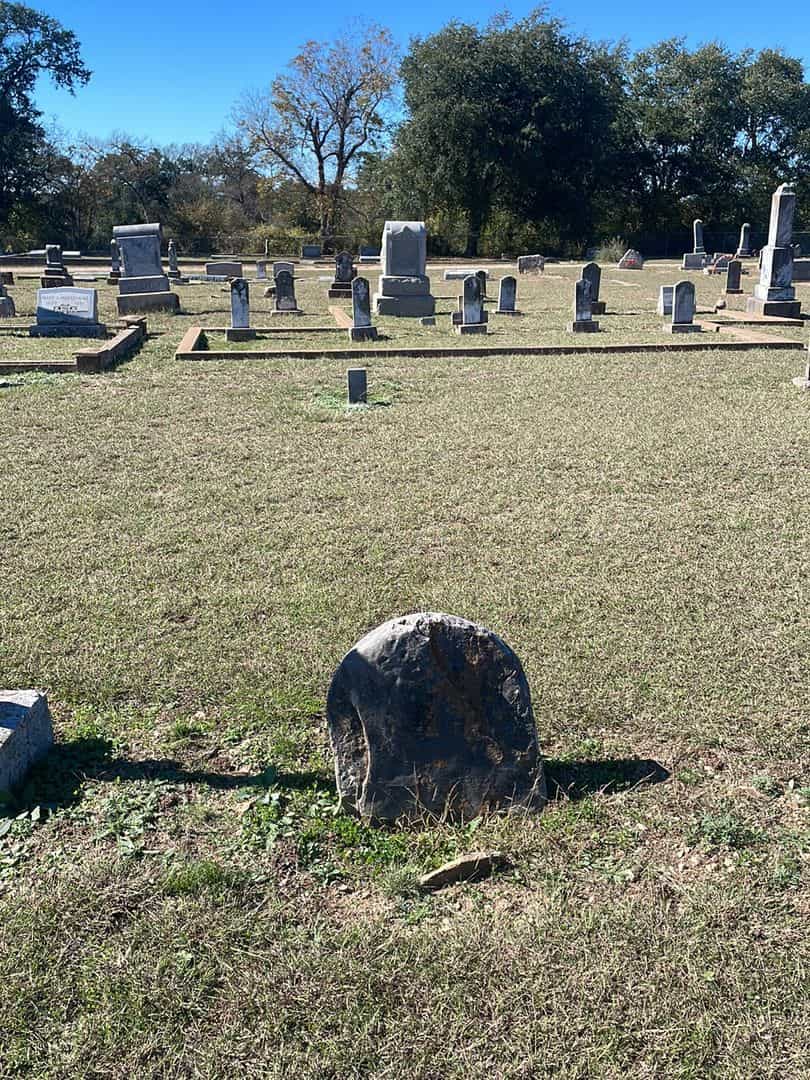 Clara A. Mabry's grave. Photo 2