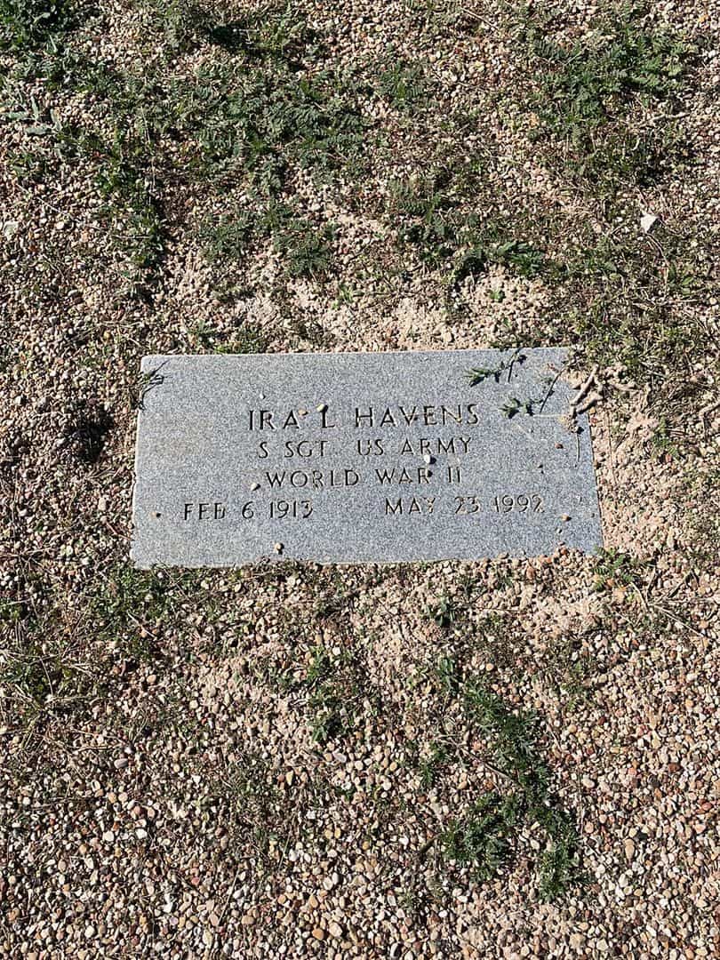 Ira L. "Pat" Havens's grave. Photo 3