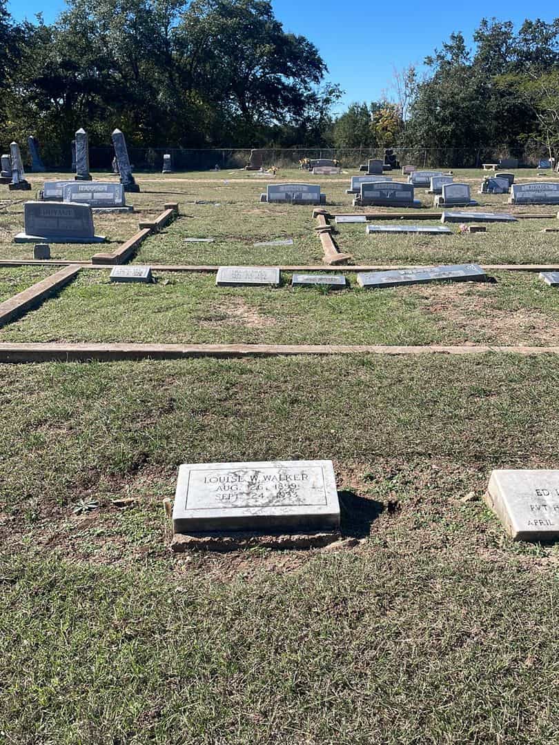 Louise W. Walker's grave. Photo 2