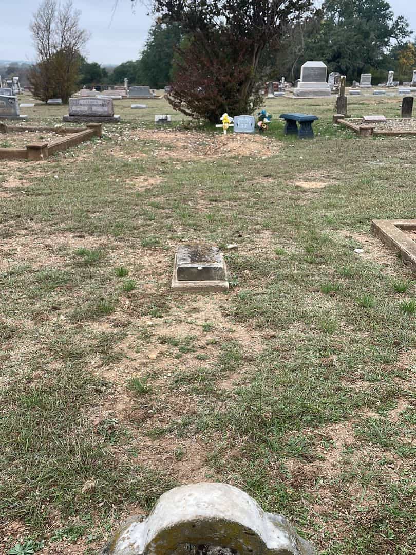 E. A. Kelly's grave. Photo 2