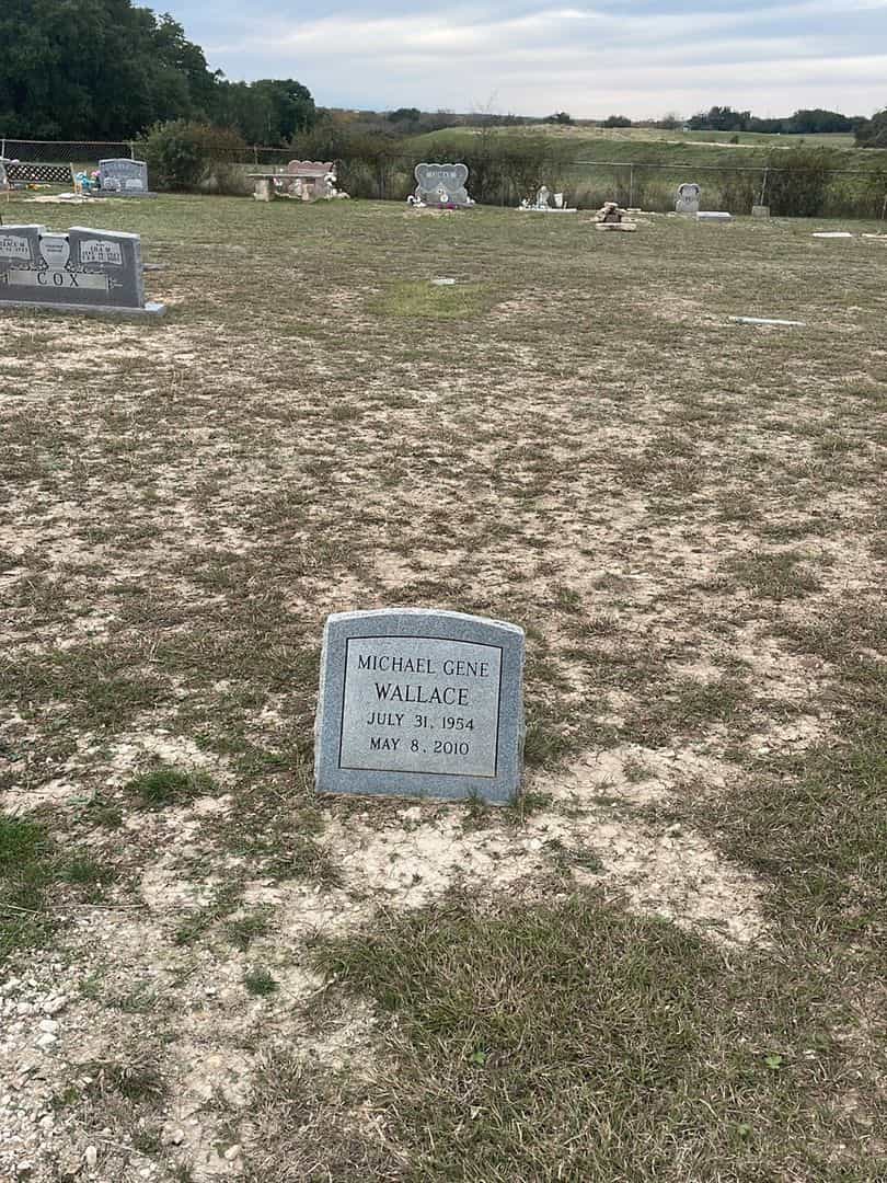 Michael Gene Wallace's grave. Photo 2