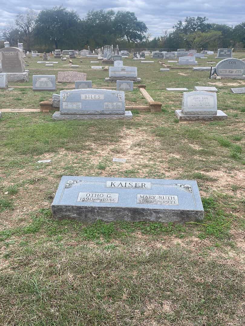 Mary Ruth Kaiser's grave. Photo 2