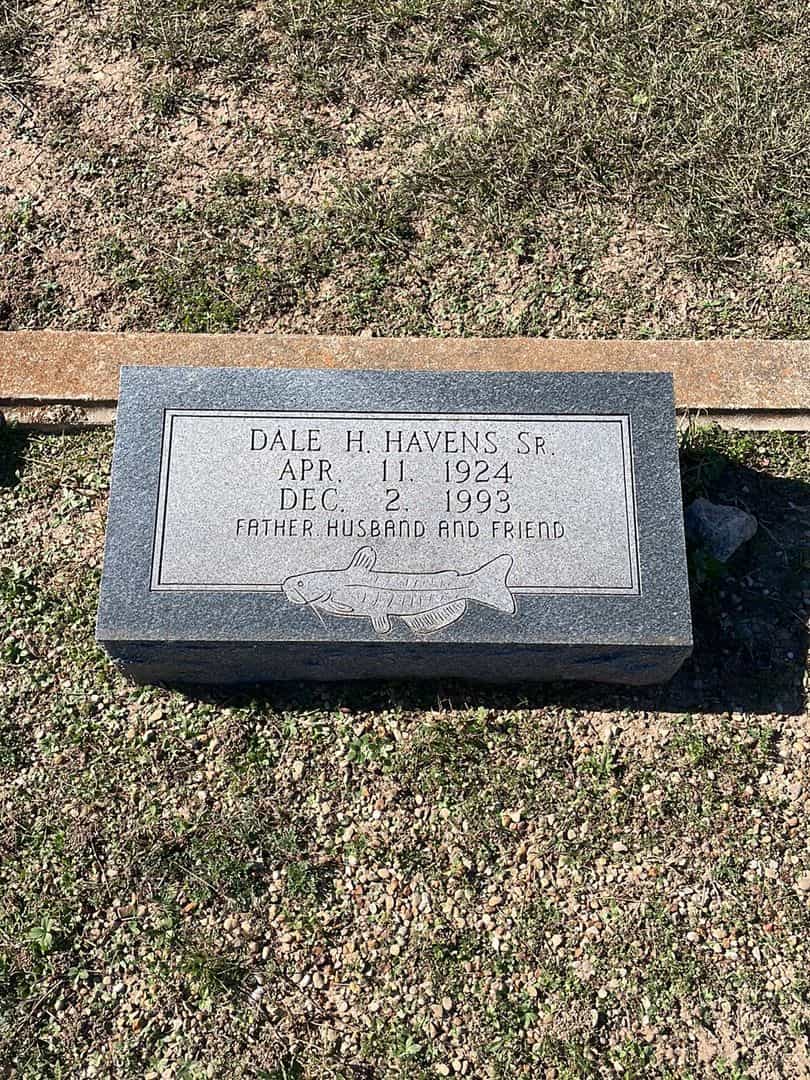 Dale H. Havens Senior's grave. Photo 1