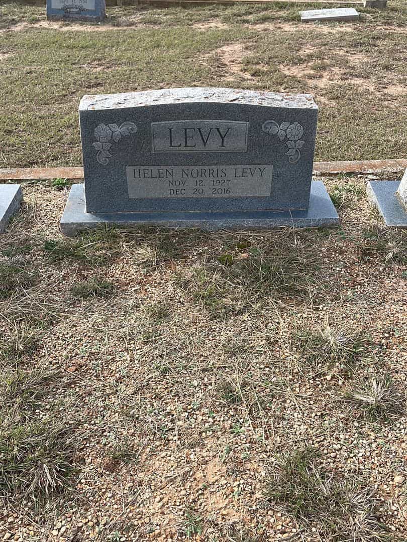 Helen Norris Levy's grave. Photo 1