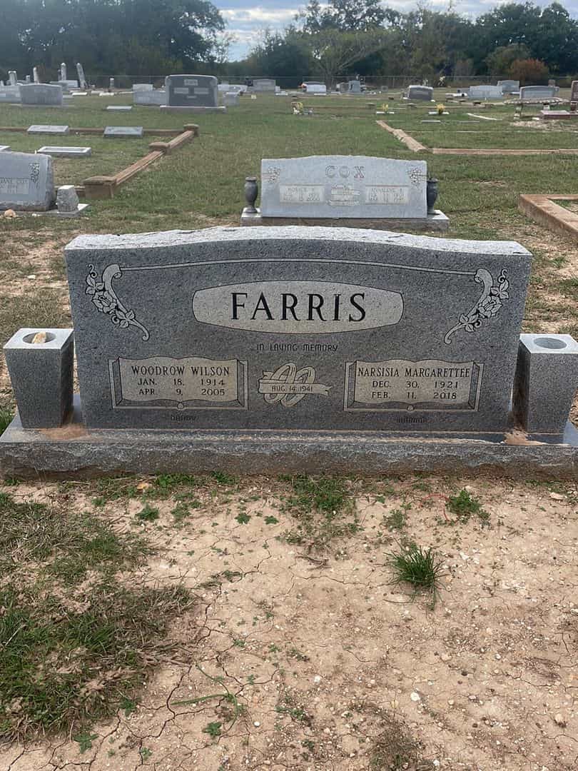 Woodrow Wilson Farris's grave. Photo 1