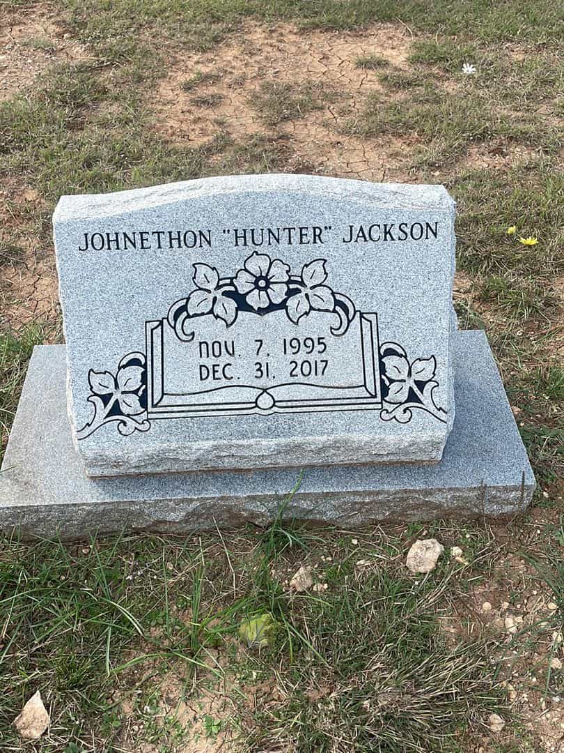 Johnethon Hunter Jackson's grave. Photo 1
