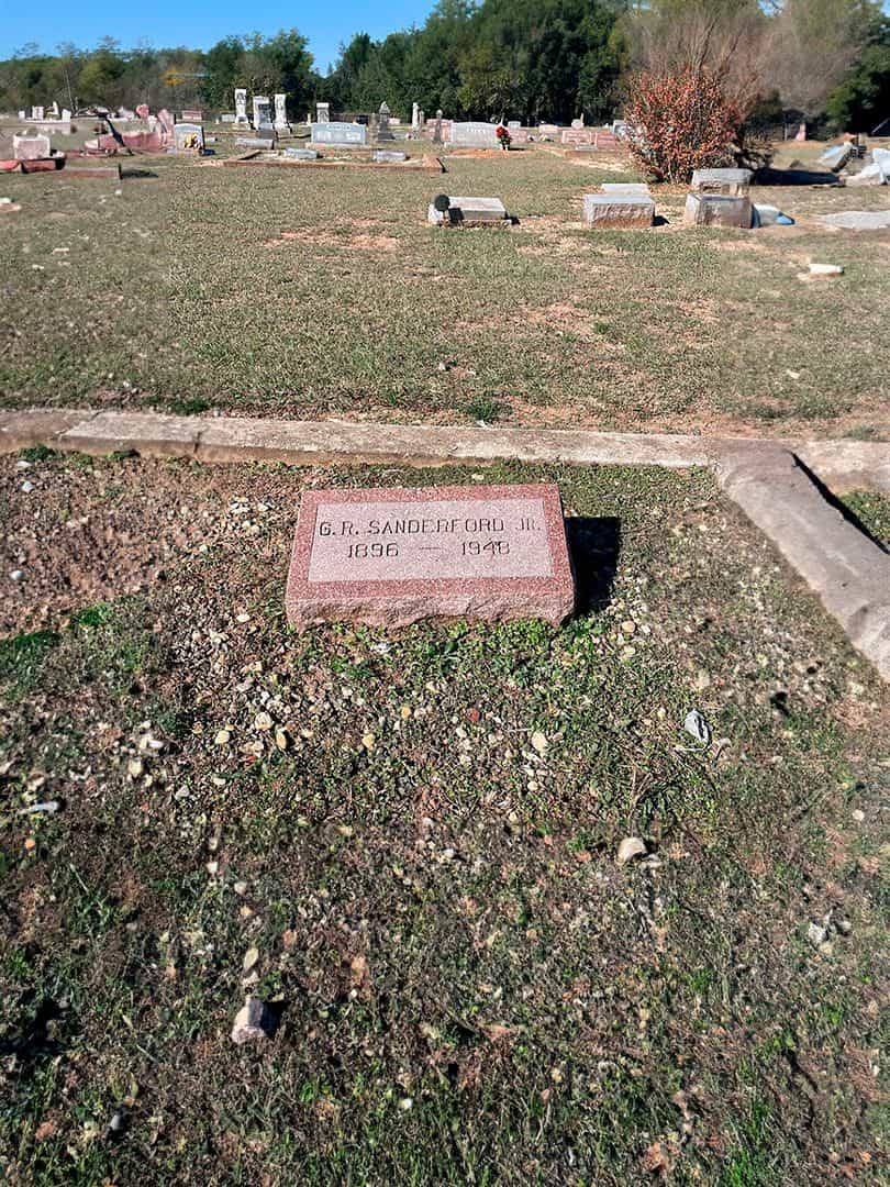 G. R. Sanderford Junior's grave. Photo 2