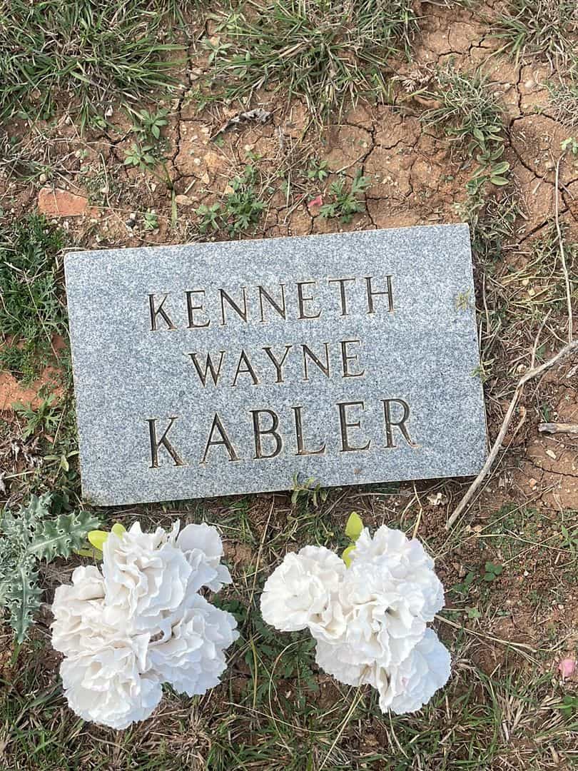 Kenneth Wayne Kabler's grave. Photo 1