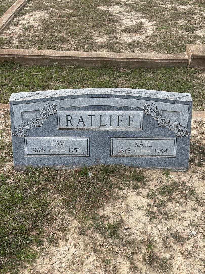 Kate Ratliff's grave. Photo 1