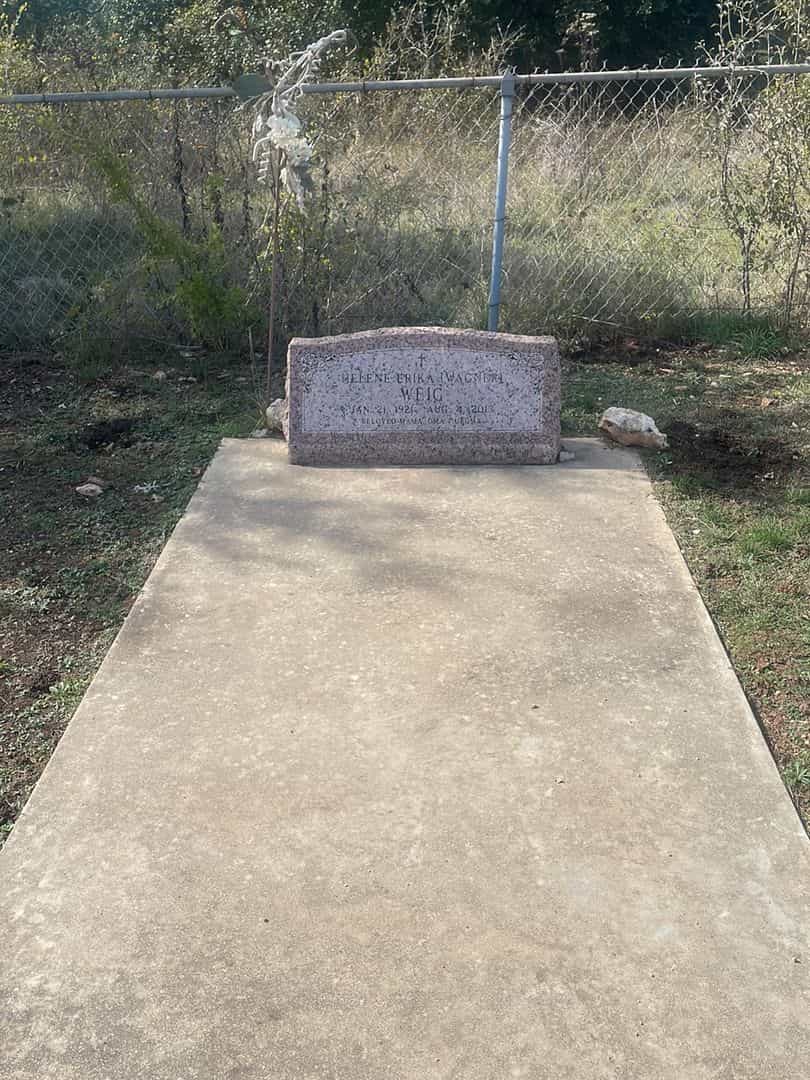 Helene Erika Wagner Weig's grave. Photo 2